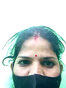 Snapshot of Hot_kire chatting on December 16, 2025, 10:08 am Hot kire online show from December 16, 2025, 10:08 am