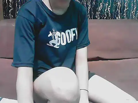 Snapshot of hello_baby01 chatting on April 13, 2026, 5:39 pm hello baby01 online show from April 13, 2026, 5:39 pm