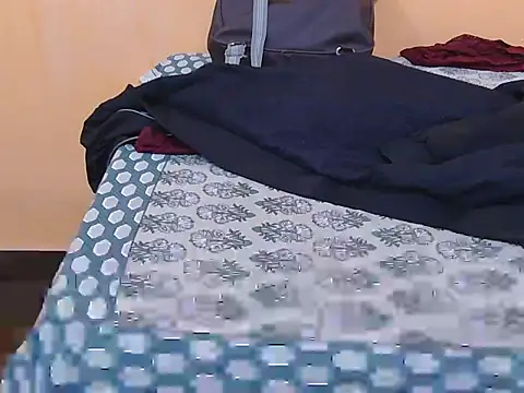 Honey Baby1 online show from January 12, 2026, 5:47 am