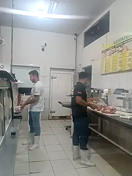 RobertoLuiz84 online show from April 28, 2026, 1:37 pm