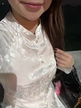 Snapshot of Queen-of-Love chatting on March 25, 2026, 11:31 am Queen-of-Love online show from March 25, 2026, 11:31 am