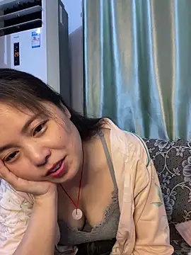 tianwei2567 online show from May 1, 2026, 2:33 pm