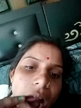 Snapshot of mina_jii chatting on December 14, 2025, 6:08 am mina jii online show from December 14, 2025, 6:08 am