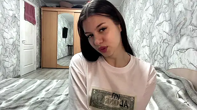 Snapshot of Phantom_Gallactic chatting on December 2, 2025, 8:27 am Phantom Gallactic online show from December 2, 2025, 8:27 am