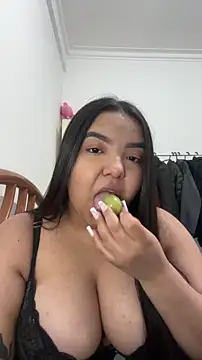 princezzc online show from December 17, 2025, 1:54 am