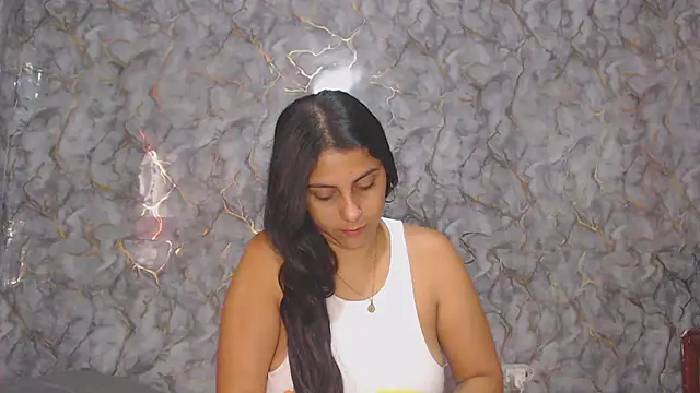 Snapshot of miarouse1531 chatting on March 25, 2026, 12:48 pm miarouse1531 online show from March 25, 2026, 12:48 pm