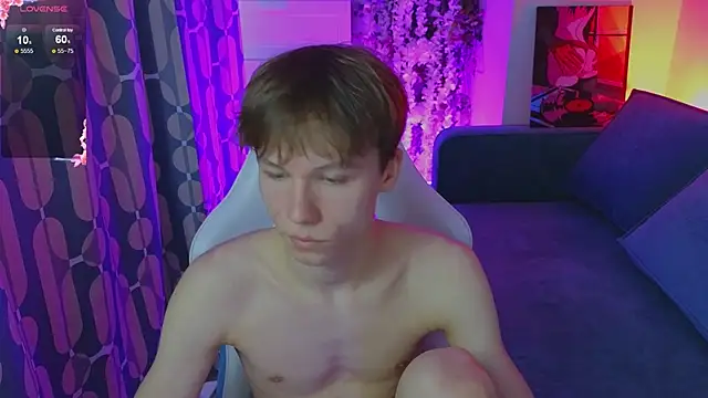 Snapshot of cuMte_boy chatting on May 17, 2026, 1:38 am cuMte boy online show from May 17, 2026, 1:38 am