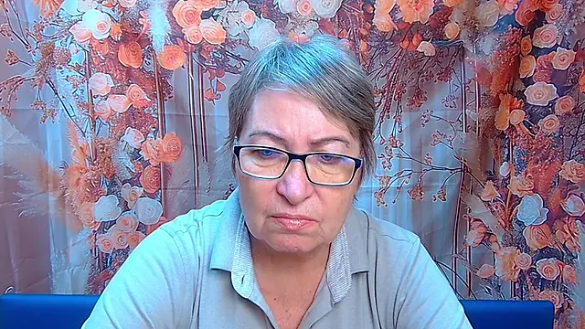 OlgaLuck online show from December 1, 2025, 6:03 am