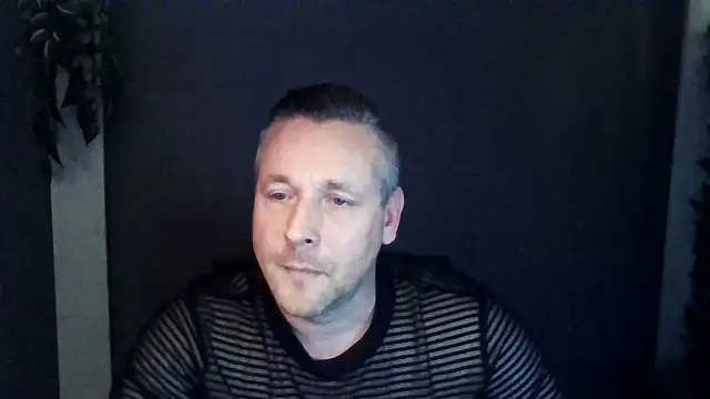 Hunter Fl online show from November 23, 2025, 3:44 pm