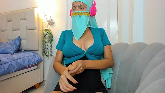 Dalia hatemm online show from February 4, 2026, 10:27 pm