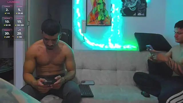 heteros curious online show from March 13, 2026, 12:04 am