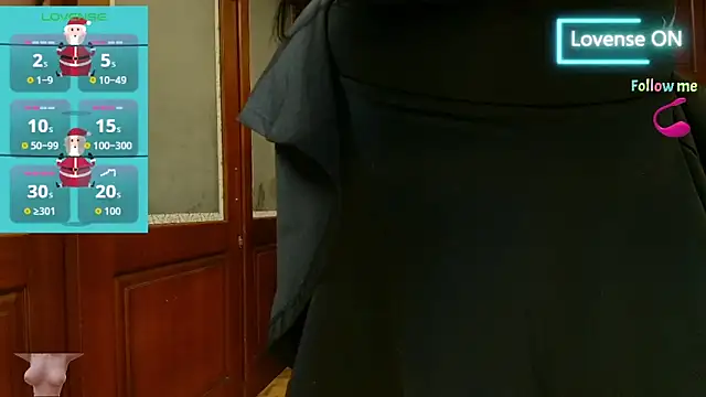 Snapshot of VictoriaHenao chatting on December 20, 2025, 10:23 pm VictoriaHenao online show from December 20, 2025, 10:23 pm