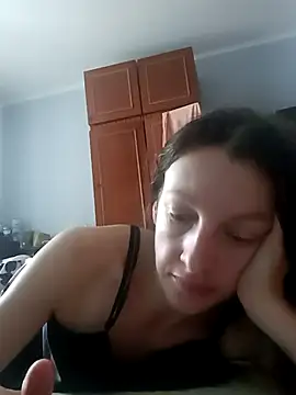 AlisKiv online show from November 23, 2025, 10:03 am