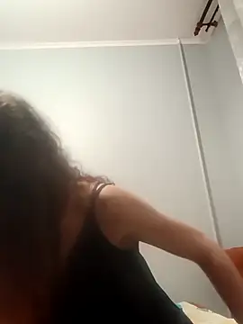 AlisKiv online show from December 18, 2025, 7:29 pm