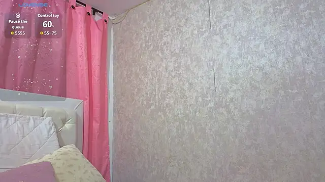 Malia fox online show from February 20, 2026, 6:21 pm