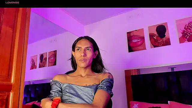 ValeryTs1 online show from May 26, 2026, 6:06 pm