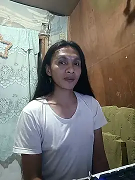 Snapshot of lovelycarla32 chatting on February 16, 2026, 2:16 pm lovelycarla32 online show from February 16, 2026, 2:16 pm