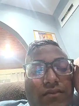 Snapshot of lovedbo chatting on November 23, 2025, 4:28 pm lovedbo online show from November 23, 2025, 4:28 pm