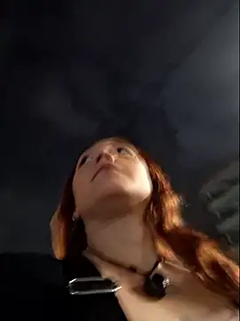 Eveeelyn25 online show from January 10, 2026, 1:01 am