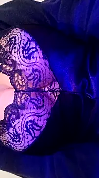 Sara69sexy online show from November 28, 2025, 8:09 pm