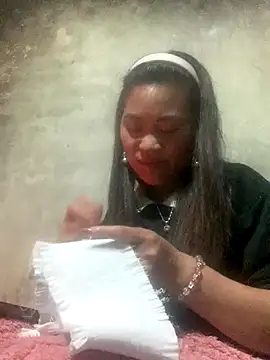 hotel222 online show from November 22, 2025, 1:32 pm