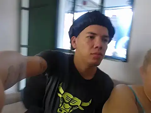 Efebofilia hot online show from December 21, 2025, 5:03 pm