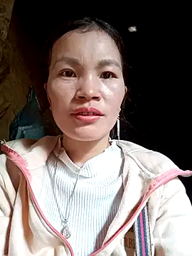 nangmo online show from November 24, 2025, 4:23 am