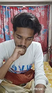 Snapshot of luckyutube chatting on February 18, 2026, 5:53 pm luckyutube online show from February 18, 2026, 5:53 pm