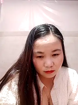 Snapshot of One-two22 chatting on December 5, 2025, 12:26 pm One-two22 online show from December 5, 2025, 12:26 pm