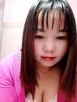 Snapshot of One-two22 chatting on December 14, 2025, 8:36 pm One-two22 online show from December 14, 2025, 8:36 pm