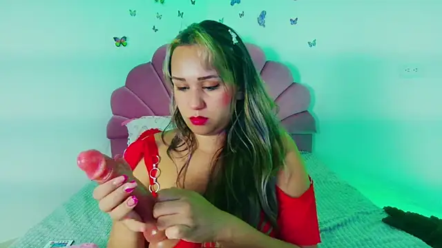 paula brausin  online show from February 6, 2026, 9:00 pm