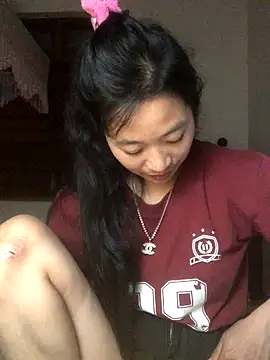 Lponeo029 online show from December 1, 2025, 1:56 pm