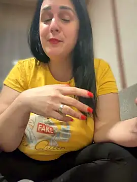 Snapshot of Mary_kansas_bbw chatting on April 8, 2026, 5:58 pm Mary kansas bbw online show from April 8, 2026, 5:58 pm