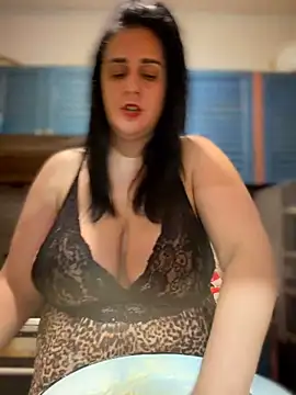 Snapshot of Mary_kansas_bbw chatting on April 19, 2026, 6:10 pm Mary kansas bbw online show from April 19, 2026, 6:10 pm