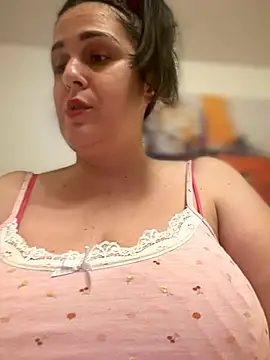 Snapshot of Mary_kansas_bbw chatting on April 1, 2026, 4:48 pm Mary kansas bbw online show from April 1, 2026, 4:48 pm