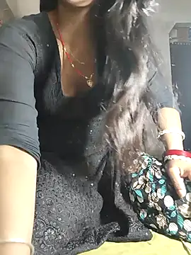 Snapshot of Dil-se-queen-321 chatting on January 18, 2026, 5:27 pm Dil-se-queen-321 online show from January 18, 2026, 5:27 pm