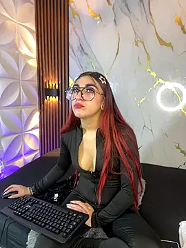 Snapshot of Venus_Bms_ chatting on December 20, 2025, 12:08 pm Venus Bms online show from December 20, 2025, 12:08 pm