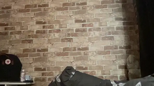 Snapshot of Blair_Reid chatting on December 3, 2025, 3:44 pm Blair Reid online show from December 3, 2025, 3:44 pm