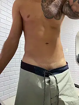 Snapshot of enzofelipe chatting on December 2, 2025, 9:38 pm enzofelipe online show from December 2, 2025, 9:38 pm