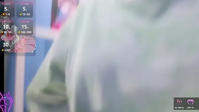 Snapshot of candy_hot_06 chatting on December 1, 2025, 12:06 pm candy hot 06 online show from December 1, 2025, 12:06 pm