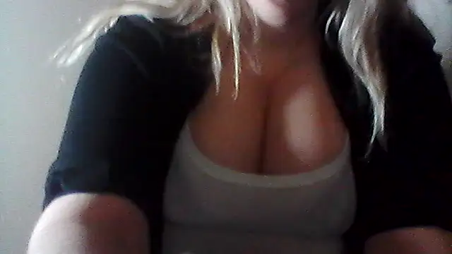 BelladonnaSkye online show from December 2, 2025, 8:21 pm