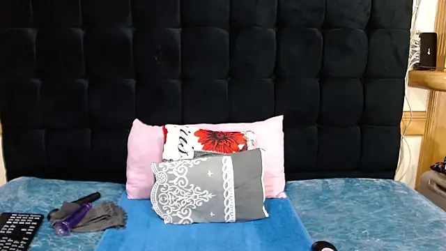 Snapshot of SexyAdelexx chatting on January 19, 2026, 2:15 am SexyAdelexx online show from January 19, 2026, 2:15 am