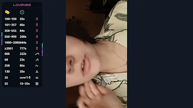 Snapshot of MerriCarros chatting on January 6, 2026, 5:11 am MerriCarros online show from January 6, 2026, 5:11 am