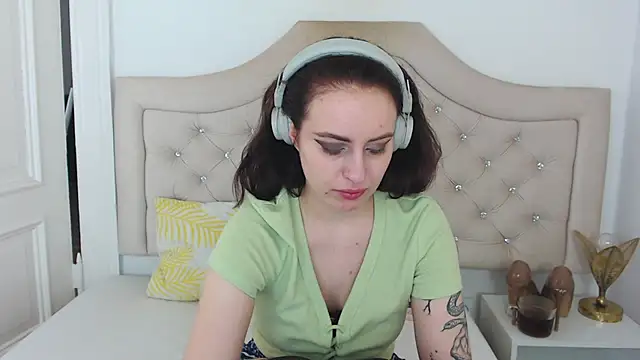 Snapshot of RubyBigBoobs chatting on February 17, 2026, 2:47 pm RubyBigBoobs online show from February 17, 2026, 2:47 pm