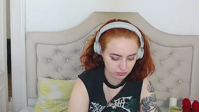 Snapshot of RubyBigBoobs chatting on November 26, 2025, 4:51 pm RubyBigBoobs online show from November 26, 2025, 4:51 pm