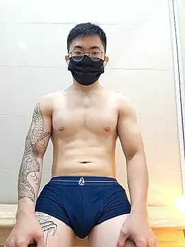 Snapshot of Valerious180 chatting on January 16, 2026, 5:28 pm Valerious180 online show from January 16, 2026, 5:28 pm