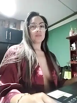 Snapshot of Ariana_Blaze1 chatting on December 1, 2025, 11:38 pm Ariana Blaze1 online show from December 1, 2025, 11:38 pm