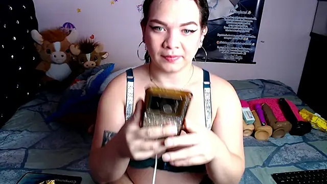 Snapshot of ShantalTsFox chatting on June 19, 2026, 1:00 am ShantalTsFox online show from June 19, 2026, 1:00 am