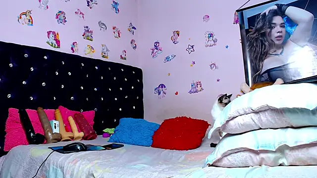 Snapshot of ShantalTsFox chatting on April 1, 2026, 1:08 am ShantalTsFox online show from April 1, 2026, 1:08 am