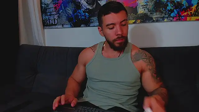 owen seth1 online show from December 15, 2025, 1:55 am